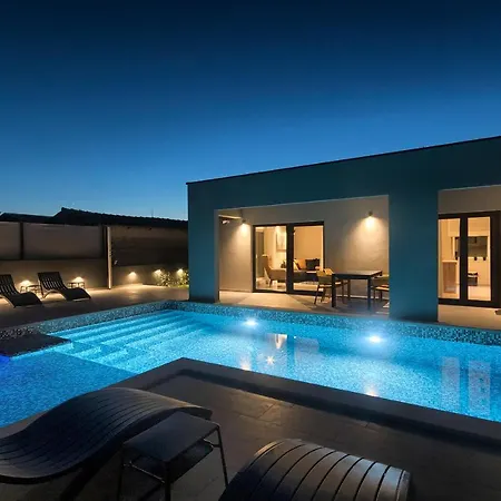 Kuca Za Odmor Casa Evelino 4* Villa *